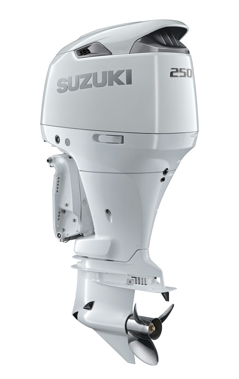 DF250APX_RC_White_Diagonal_from2026MY.jpg